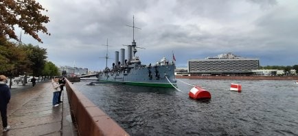 Это не военный. Вот лучше вариант.