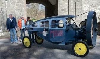 Версия "Не запачкаемся", Святая троица одобряет)