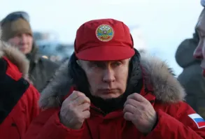 Пророчество на то и пророчество, что читать его можно по разному

MAKE AMERICA SPLIT AGAIN!