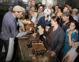 Подозрительно знакомый товарищ.