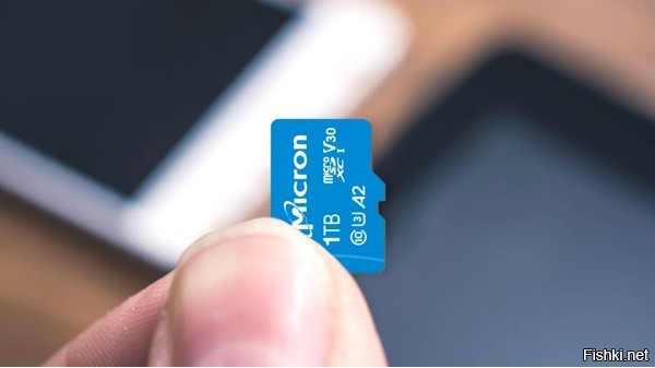 25 февраля 2019
|
Одновременно выпущены сразу две «первые в мире» карты microSD на 1 ТБ
Micron и SanDisk одновременно запускают в продажу каждая свою карту памяти microSD объемом 1 ТБ.