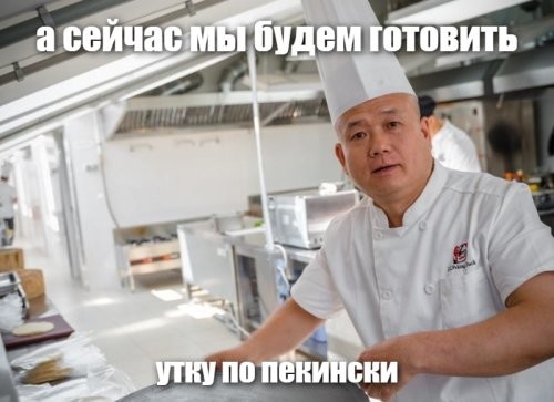 Девушка и её маленький утёнок