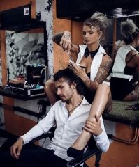 Не волнуйся дорогая, это очень модный стилист.....
Будет хорошим ответом.