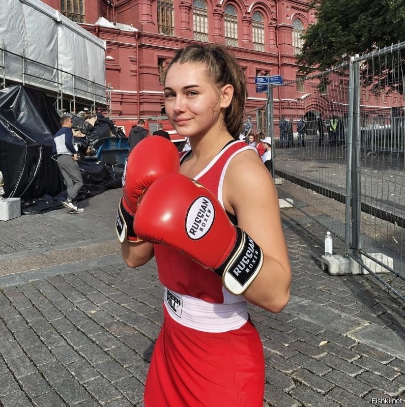 Смиряться под ударами судьбы,
Иль надо оказать сопротивленье
(кстати, бег это тоже олимпийский вид спорта)