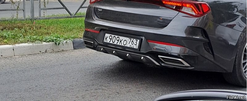 Я такого встретил и написал жалобу в ГАИ. Ответ жду