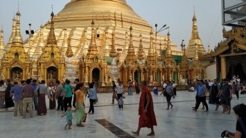 "Армия изъяла ... 30 спутников Starlink." Круто.

Шведагон.