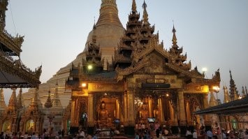 "Армия изъяла ... 30 спутников Starlink." Круто.

Шведагон.