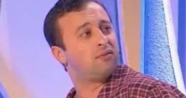 Какое-то ужасное и печальное совпадение. С разницей в несколько дней, тоже от рака головного мозга, ушёл из жизни другой комик- Павел Козмопулос из команды КВН "Сборная Пятигорска".