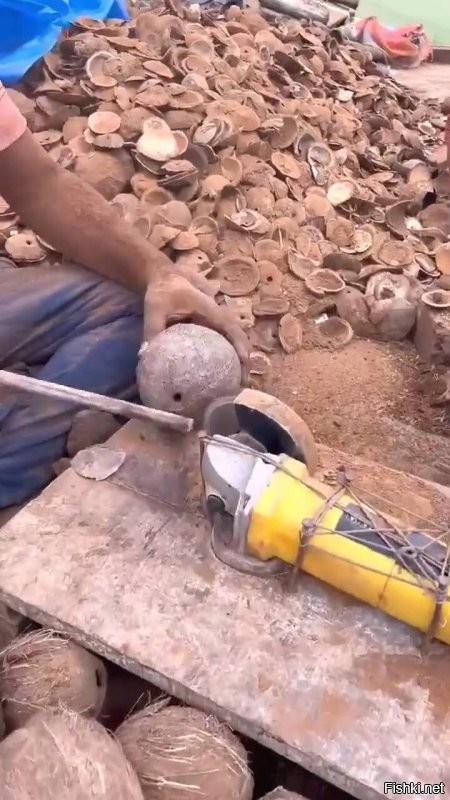 Высосали через дырочку