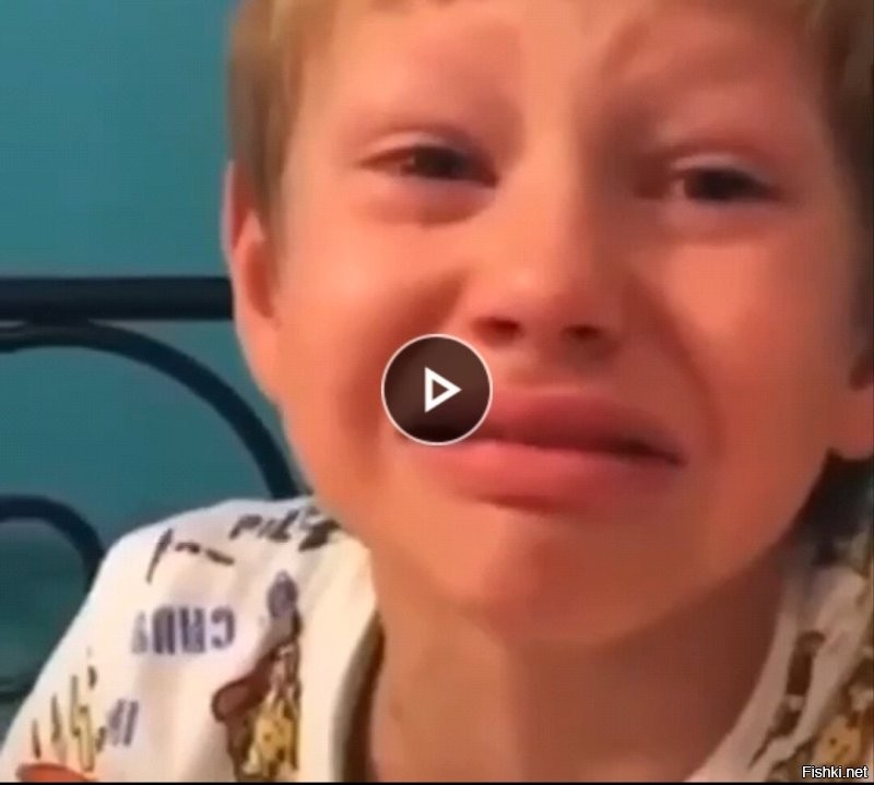 Экстремал спрыгнул в Москву-реку с крыши поезда метро