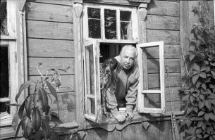 Вы кто такие? Я Вас на звал...
