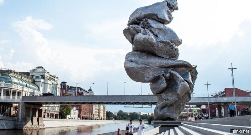 На порядок лучше, чем вот это