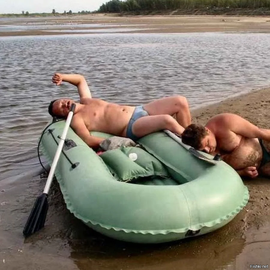 Так у Ханурика яхты нету