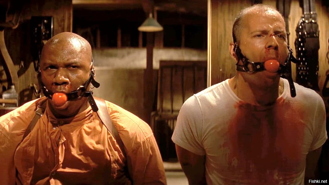 Я считаю что Хамзаеву давно пора надеть намордник из секс магазина, с шариком во рту