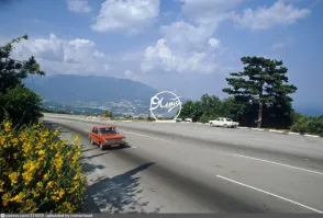 Всё ребят, не будет больше такого вида.
Мэрша продала землю под застройку и теперь там гонят высотки, которые уже перекрыли почти весь вид, а ещё только половину выстроили.