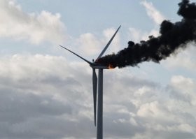 Операторов спасают? Но не всегда удачно.