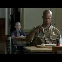 Мужчина внезапно потерял сознание на встрече с Трампом в Белом доме