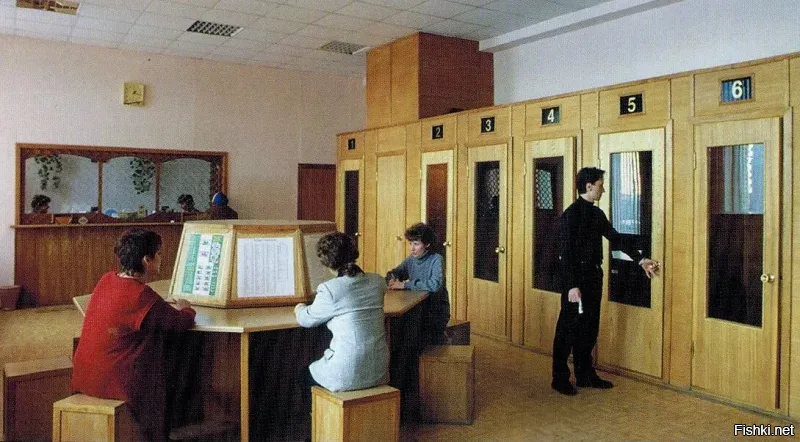 Интернет раздавать по предварительному заказу, на центральном телеграфе. Как раньше междугородние звонки. Весело будет.