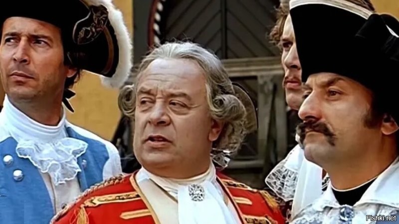 Сначала намечались торжества, потом аресты, потом решили совместить