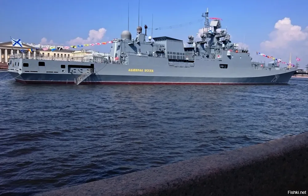 История всяко и всегда со временем рассудит.
Адмирал Эссен остался в памяти России, как герой.
А Колчака, сколько не пытайтесь обелить и отмазать - палач и убийца.