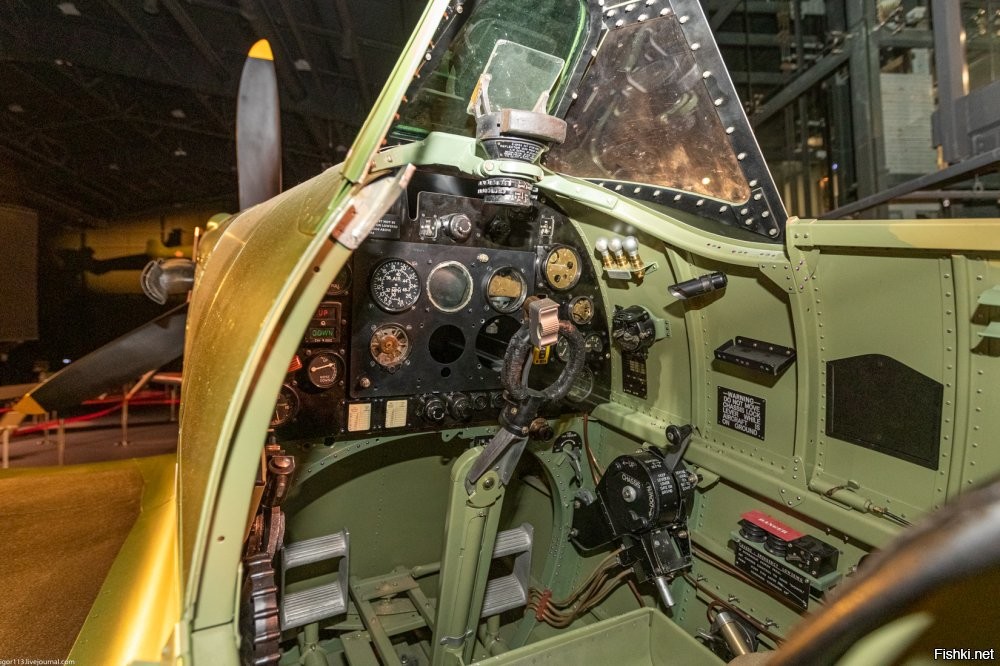 лучший британский истребитель 2МВ