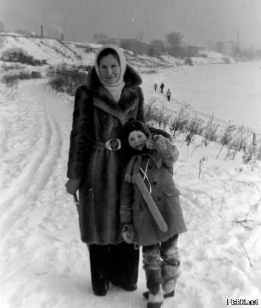 Помнится, эту фотку тут уже обсуждали.
И вспоминали свои меч, щит и шлем.