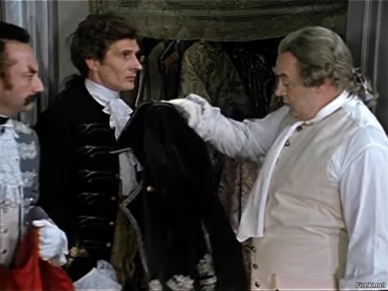 Нам подвиг этот позабыть нельзя