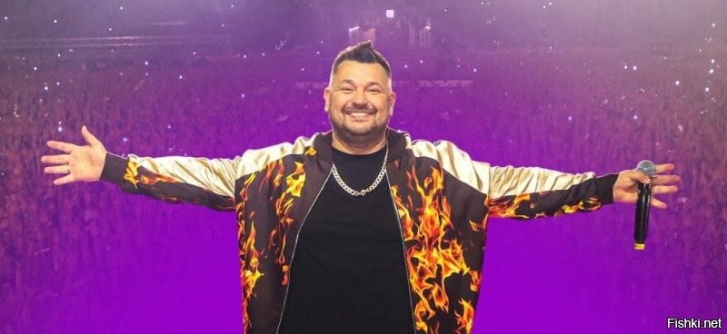 Да не огребешь! Каждому свое...Твое, это видимо что то типа фанерного жиробаса и группы "Руки вверх"! А может и лупоглазого "зайки"...