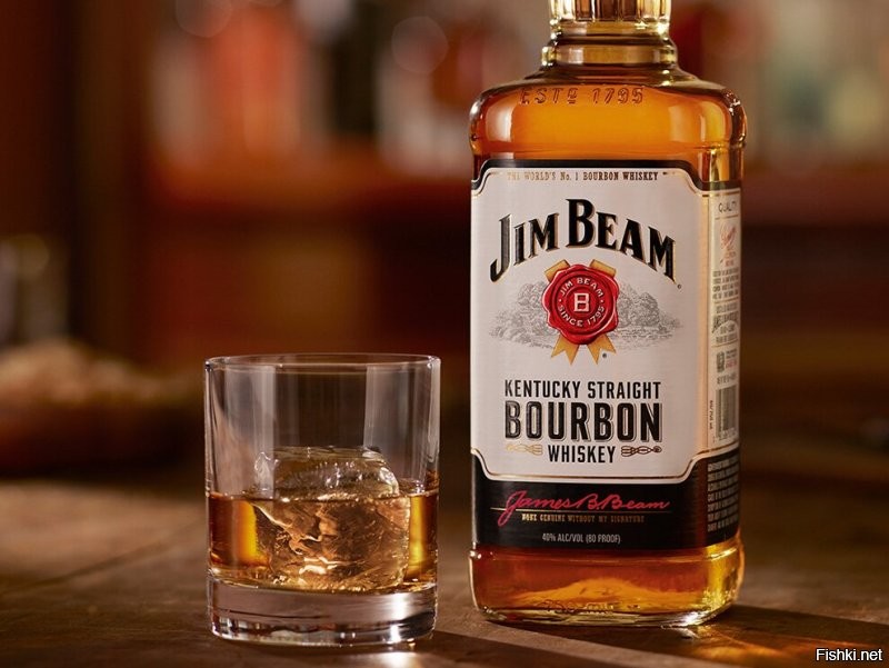 Ален Делон не пьет одеколон
Ален Делон пьет двойной бурбон
Ален Делон говорит по-французски