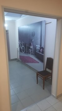 У нас так в общем коридоре, из соседей никто не против.