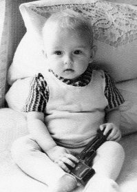 Архангельск. Катунино. Вайново. 1966-1983
Потом детство закончилось. Очень резко.