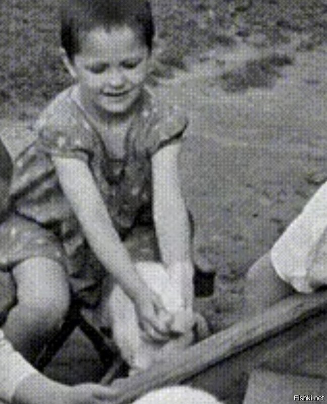 Да там и с медалью косяки и с кроликами. 
:)