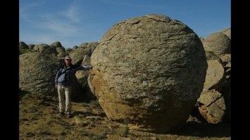 Мангышлак. Долина шаров. (ныне- Мангистау. Торыш)