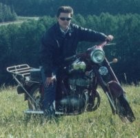 вот я в 96 году. снятый на плазму..