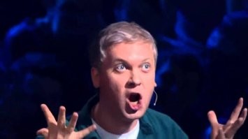 Вот прям видна "рука мастера"! Побил предыдущий рекорд в 50 огурцов(вероятно свой же). Наверное, упорно и долго тренировался! Прям молодец, нет слов! Аж гордость берет. Человеческим возможностям нет предела!
То есть, я правильно понимаю: я могу выбрать определенный отрезок времени, за это время сделать какую-то дичь, которую ещё ни кто не делал на время, зафиксировать на камеру - и вуаля, новый мировой рекорд готов?