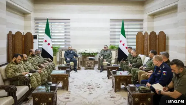 16 ноября 2025, 19:52



Генерал Евкуров прибыл в Сирию вести переговоры о судьбе российских баз



Самолет Ту-154 с российской делегацией сел сперва в Дамаске, потом перелетел на авиабазу Хмеймим. Его прикрывали истребители Су-30М и Су-35 на протяжении полета, а при посадках и взлете вертолеты Ка-52.



Источник: Telegram-канал "ANNA NEWS"

ЗЫ
Желаем провести успешные переговоры!