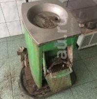 Да, точно такие же - с таким же шероховатым, вращающимся дном. Так сначала машину надо было запустить, а потом картоху сыпать, но "умы" делали наоборот и моторы горели!