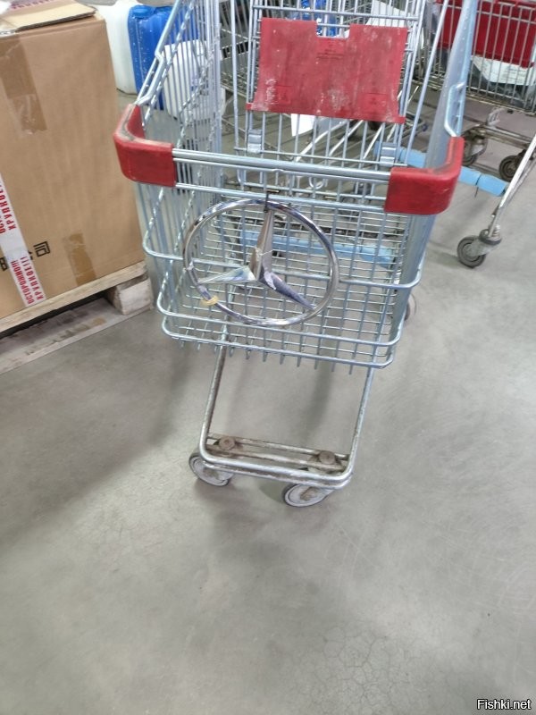 А это складская тележка в стиле Мерседес