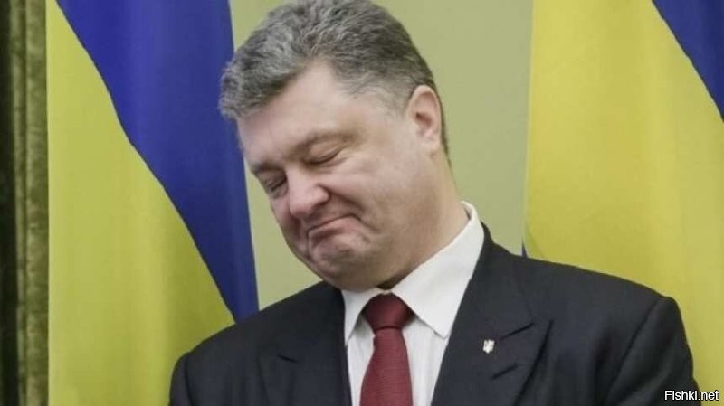 Лидер «Евросолидарности» Петр Порошенко потребовал формирования нового «правительства национального спасения» из «патриотов и специалистов с безупречной репутацией».

   @divgen