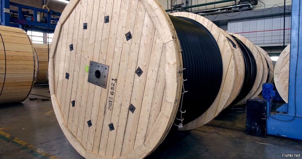 Думал, что на повороте из кузова вылетит