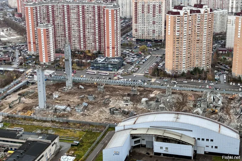 Крупнейший в мире крытый горнолыжный курорт в Китае