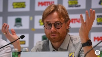 Карпин в очках, Динамо без очков!)