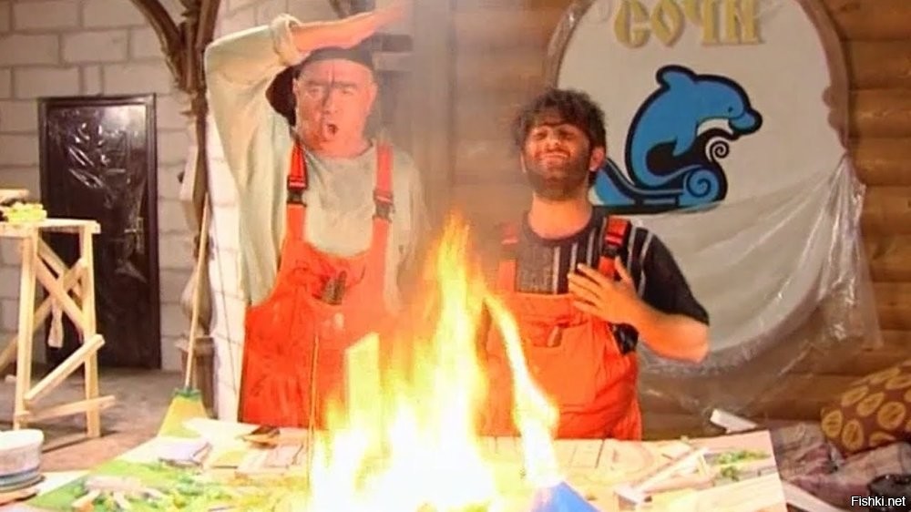 В Сургуте после взрыва газового баллона вспыхнул супермаркет «Магнит»