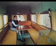 Вот такой около моего дома стоял в 80-е, начало 90-х.