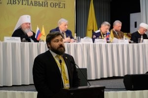 Дак давно уже вернули. И даже название не поменяли с 1905 года. И черносотенцев с русскими бородами тоже. Балаклав тогда только не было