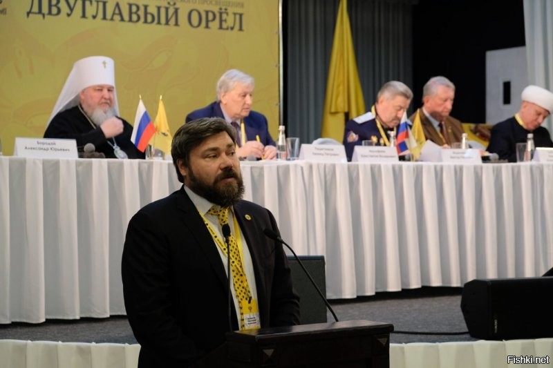 Дак давно уже вернули. И даже название не поменяли с 1905 года. И черносотенцев с русскими бородами тоже. Балаклав тогда только не было