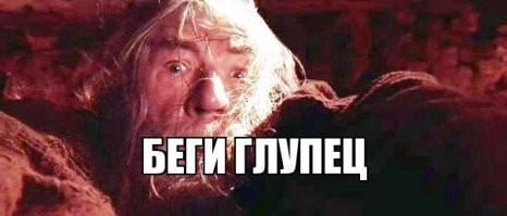 Парень удивлён странными рекомендациями YouTube у своей девушки