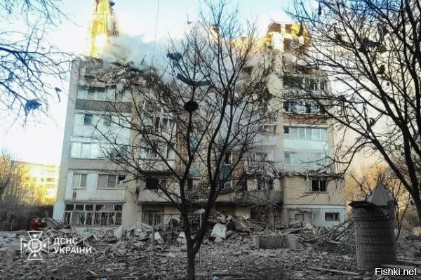 Жители Западной Украины думали, что смогут отсидеться, когда боевые действия идут где-то на Донбассе. Ничего подобного. Это Тернополь

А мы что, уже перестали "не бить по гражданским объектам"?