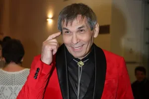 Почему уксус в СССР хранили в треугольных бутылках и как это спасало жизни?