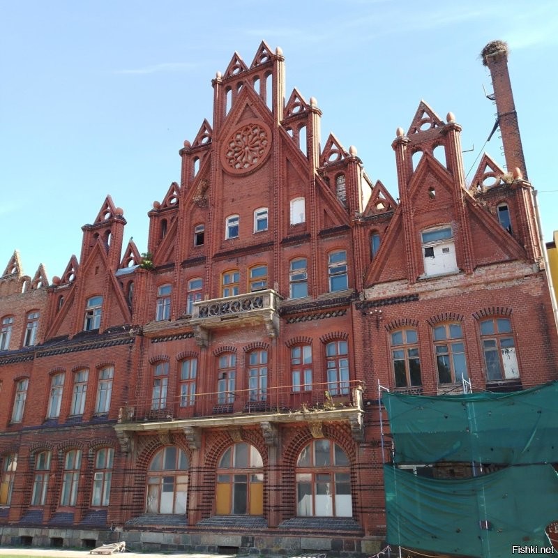 У нас не только форты. Есть и кирхи, и башни водонапорные и много всякого и не только развалки.